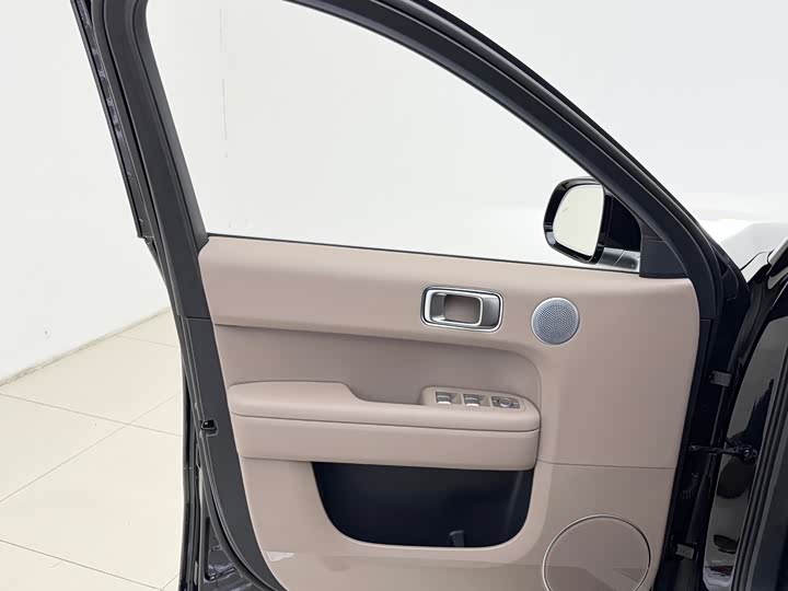 Photo 7 - LiXiang L6