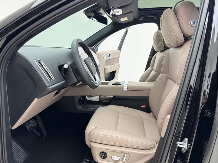 Photo 8 - LiXiang L6