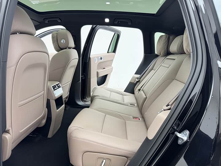 Photo 9 - LiXiang L6