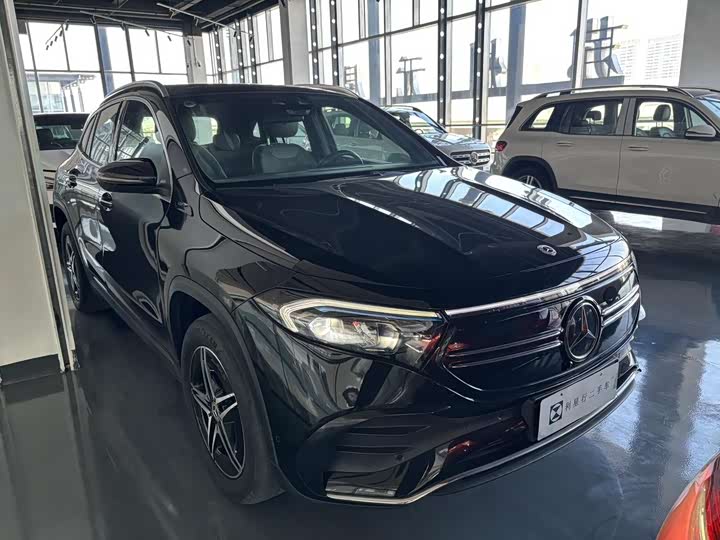 Фото 2 - Mercedes-Benz EQA