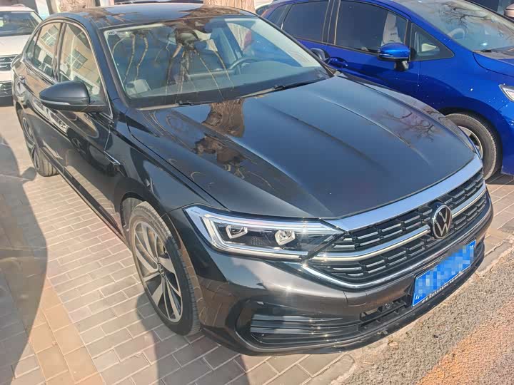 Фото 2 - Volkswagen Sagitar L