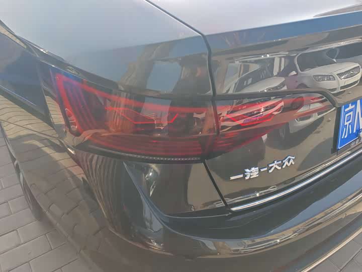 Фото 5 - Volkswagen Sagitar L