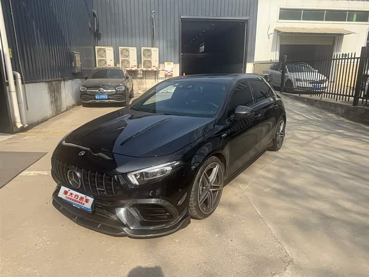 Фото 1 - Mercedes-Benz A-Class AMG