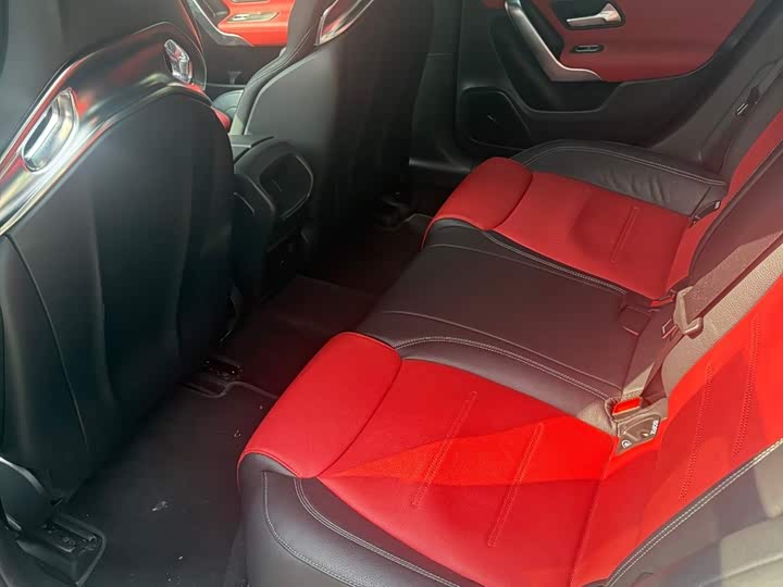 Фото 6 - Mercedes-Benz A-Class AMG