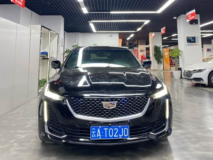 Фото 2 - Cadillac CT5