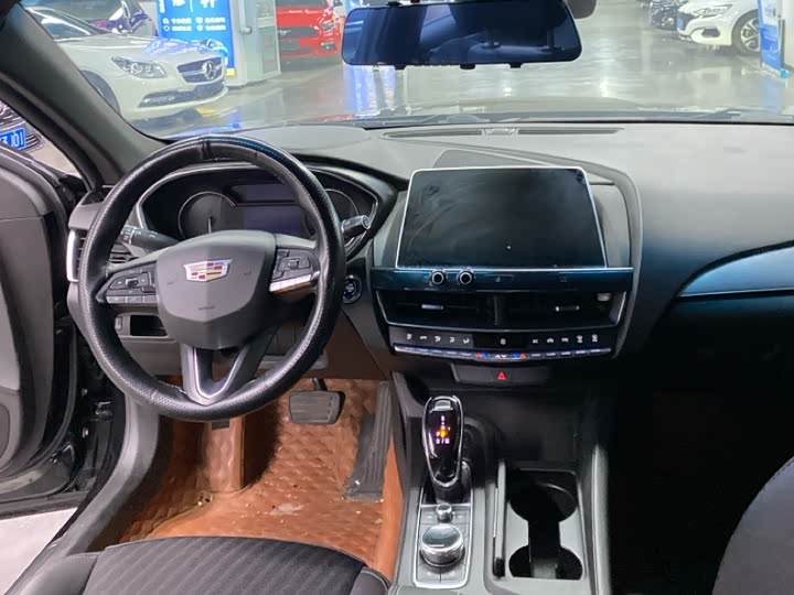 Фото 6 - Cadillac CT5