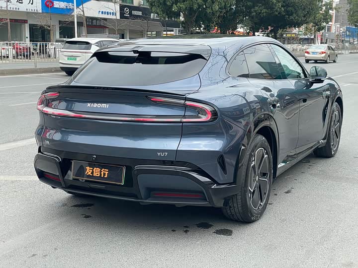 Фото 4 - Xiaomi YU7