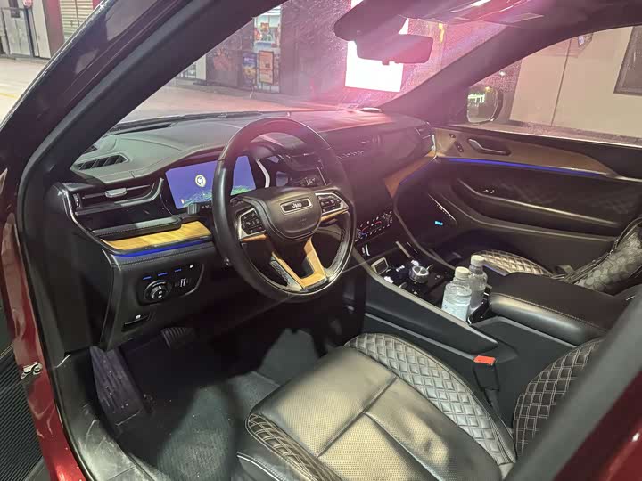 Фото 3 - Jeep Grand Cherokee Hybrid