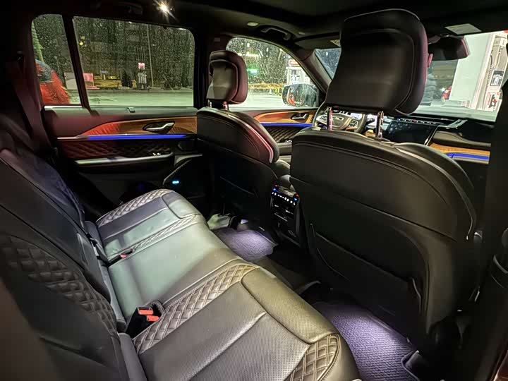 Фото 4 - Jeep Grand Cherokee Hybrid