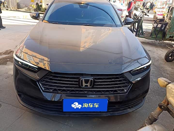 Фото 2 - Honda Accord