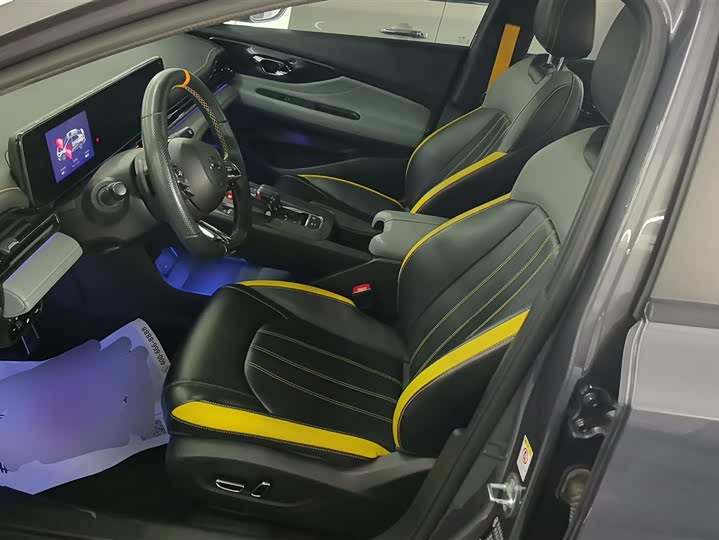 Фото 9 - GAC Trumpchi Empow R