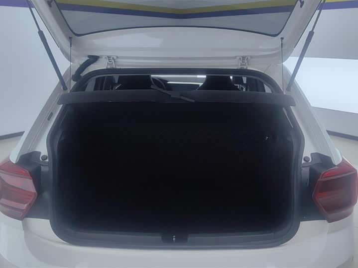 Фото 4 - Volkswagen Polo