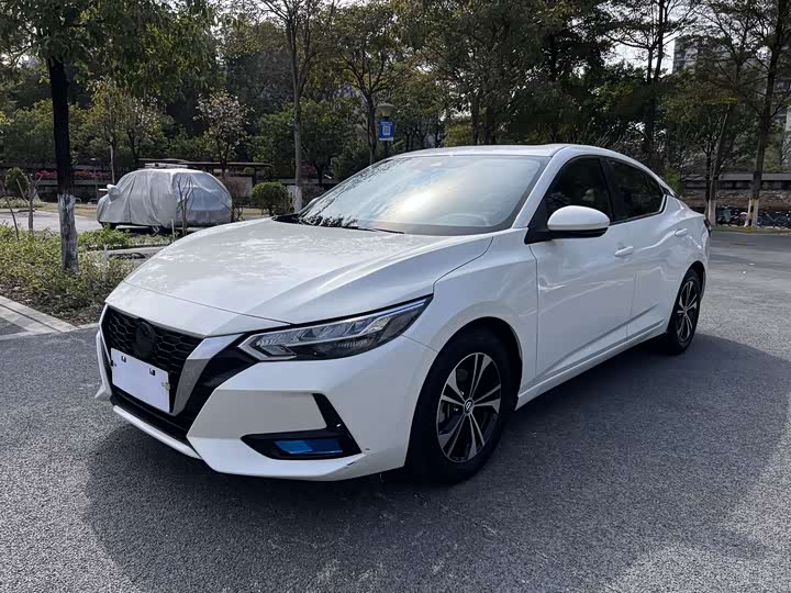 Фото 3 - Nissan Sylphy