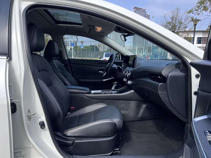 Фото 7 - Nissan Sylphy