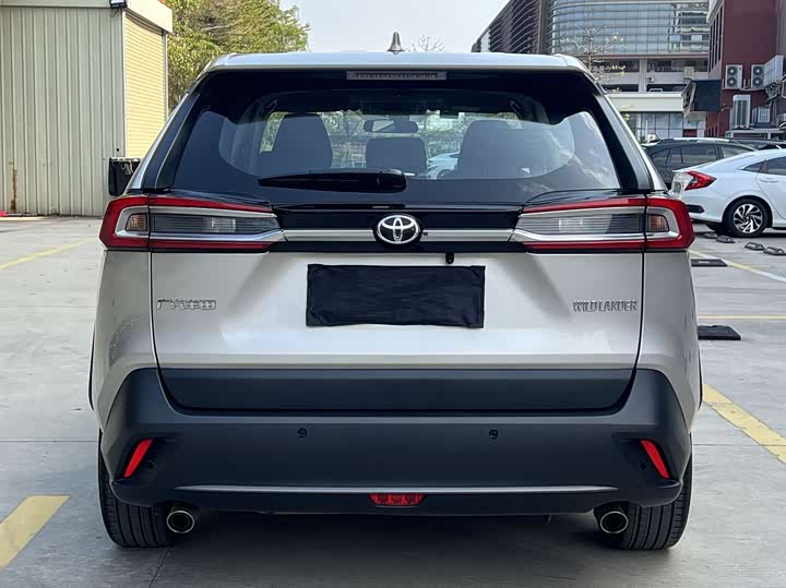 Фото 5 - Toyota Wildlander