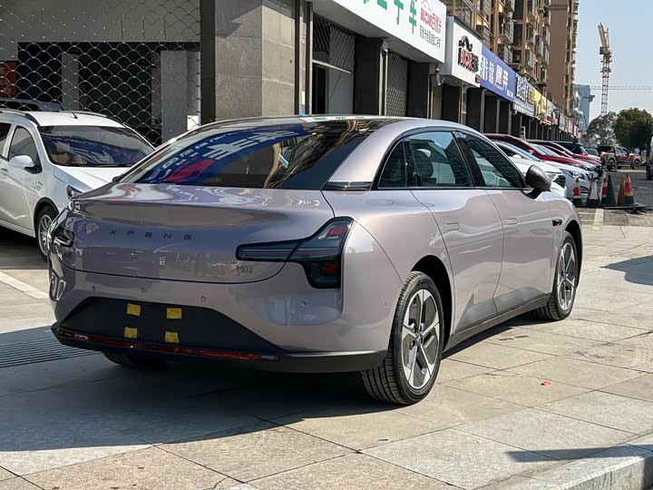 Фото 4 - XPeng Mona M03