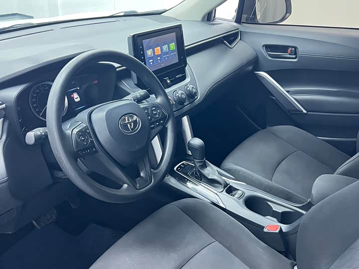 Photo 4 - Toyota Corolla Cross