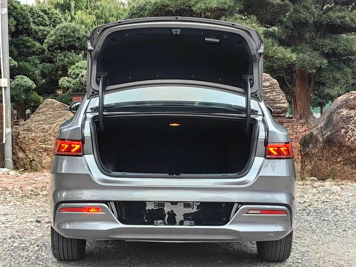 Фото 6 - BYD Qin Plus