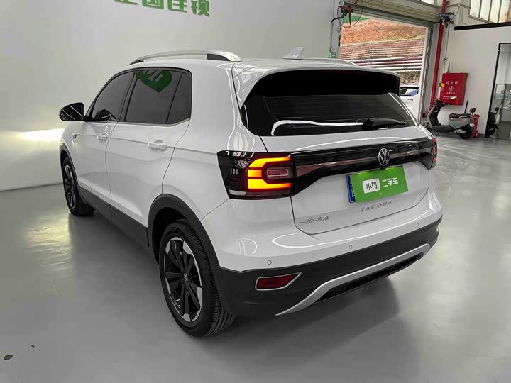 Фото 6 - Volkswagen Tacqua