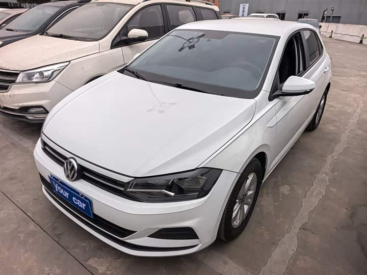 Фото 1 - Volkswagen Polo