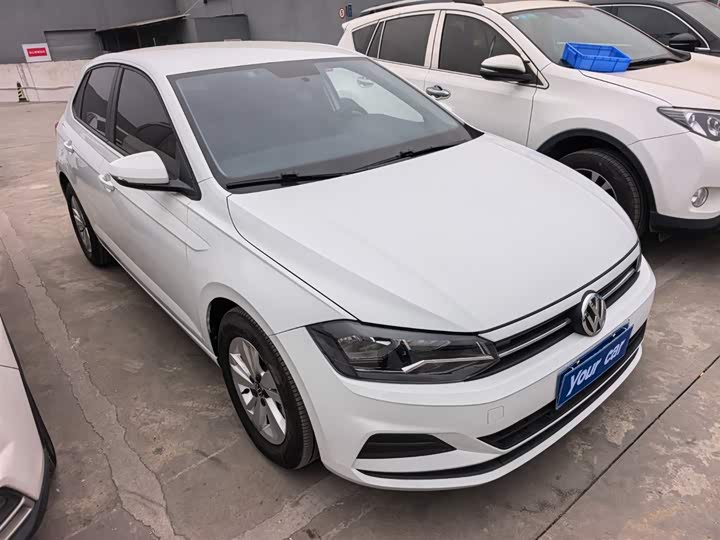 Фото 3 - Volkswagen Polo