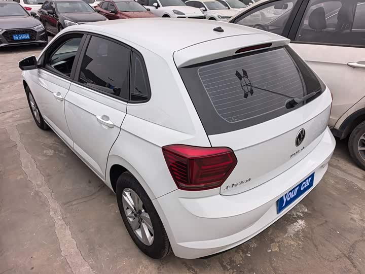 Фото 4 - Volkswagen Polo