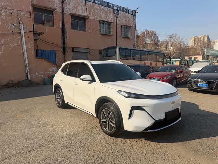 Фото 3 - Geely Galaxy Starship 7