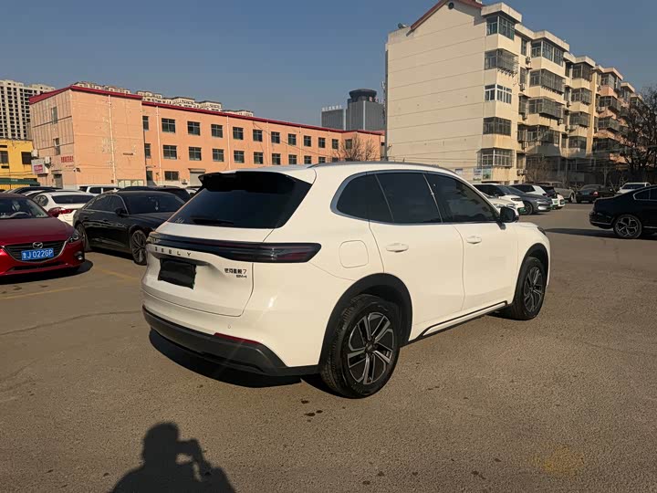 Фото 4 - Geely Galaxy Starship 7