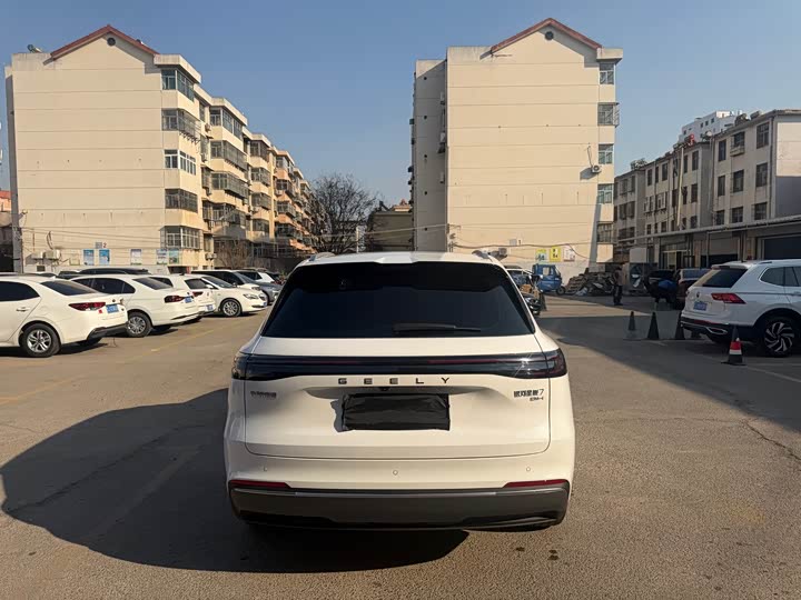 Фото 5 - Geely Galaxy Starship 7