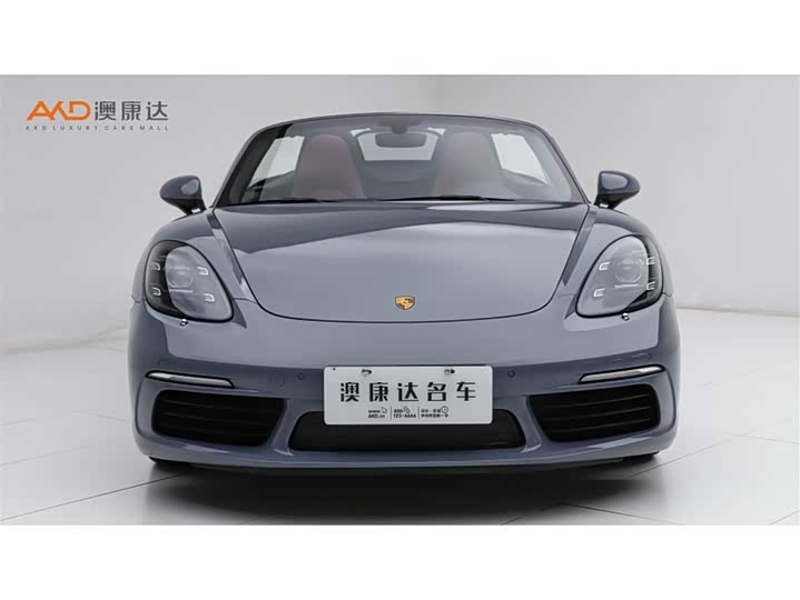 Фото 2 - Porsche 718