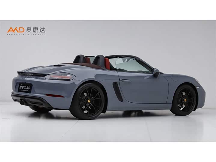 Фото 3 - Porsche 718