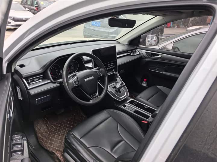 Фото 8 - Haval M6