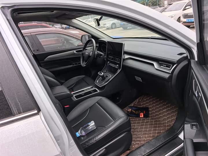 Фото 9 - Haval M6