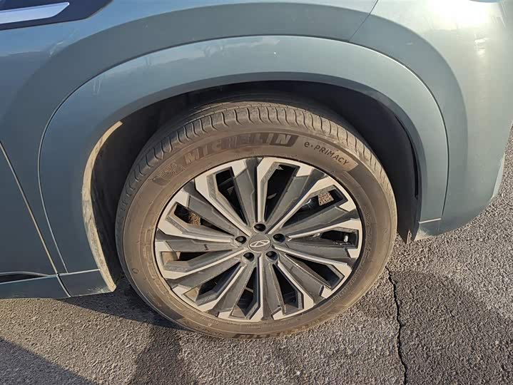 Фото 6 - Chery Tiggo 9