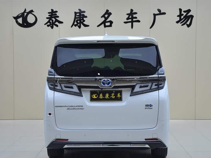 Фото 3 - Toyota Vellfire