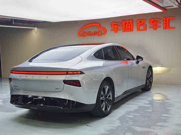 Фото 7 - XPeng P7