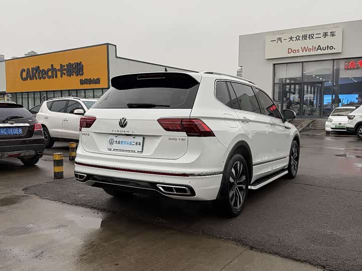 Фото 8 - Volkswagen Tiguan L Pro