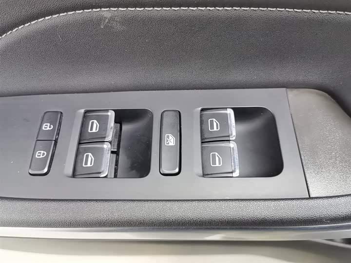 Фото 9 - Chery Tiggo 3x