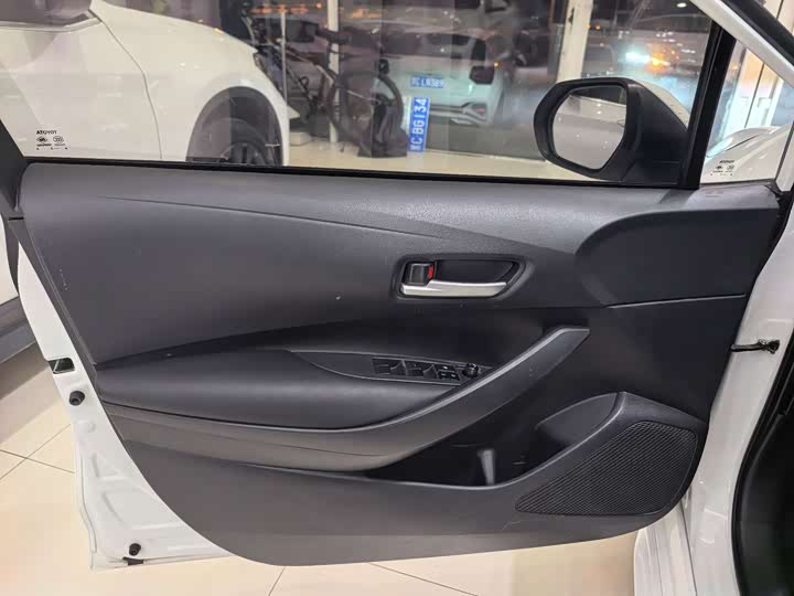 Фото 4 - Toyota Levin