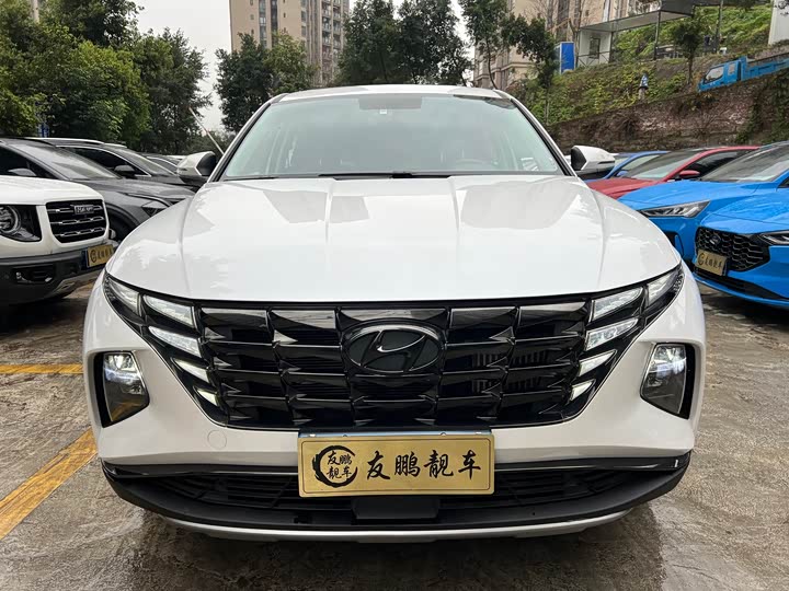 Фото 2 - Hyundai Tucson L