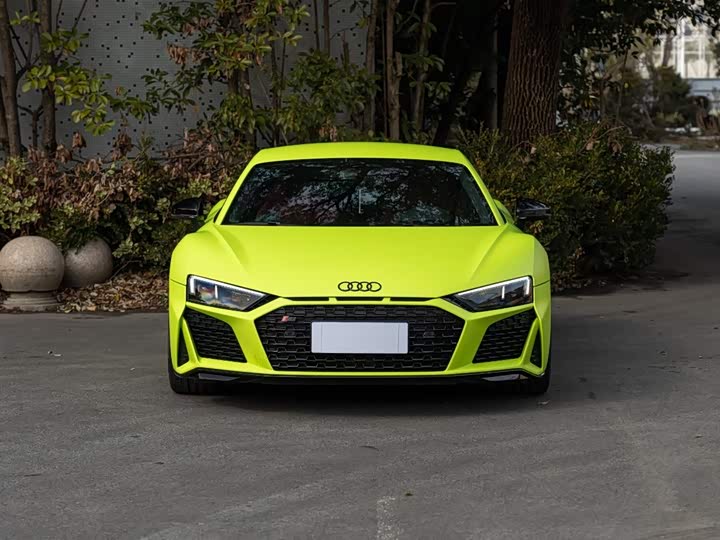 Фото 2 - Audi R8