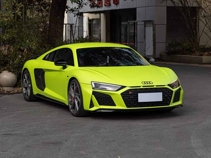 Фото 3 - Audi R8