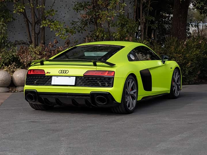 Фото 4 - Audi R8