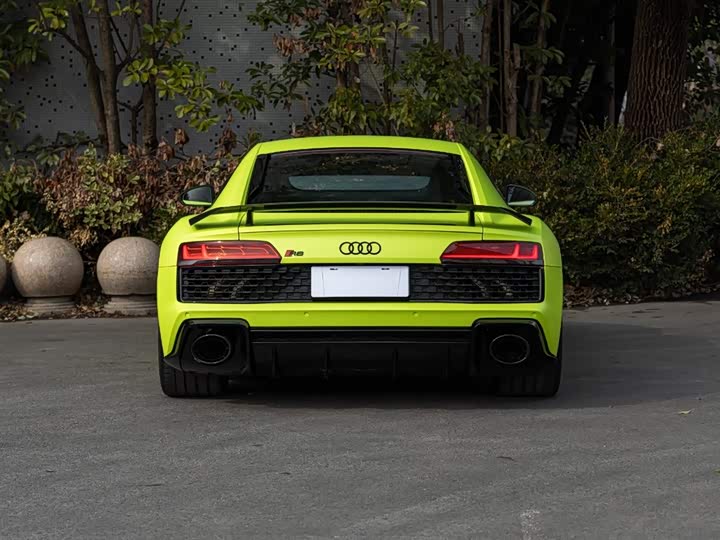 Фото 5 - Audi R8