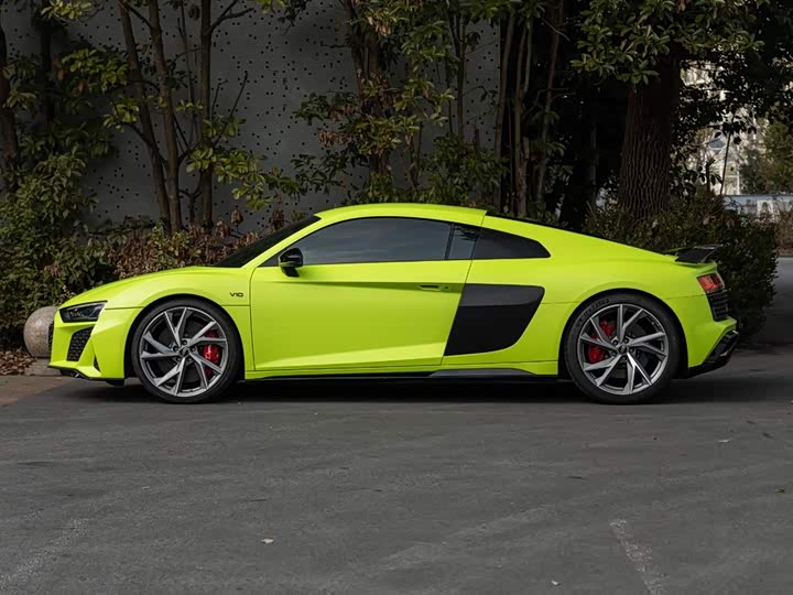 Фото 7 - Audi R8