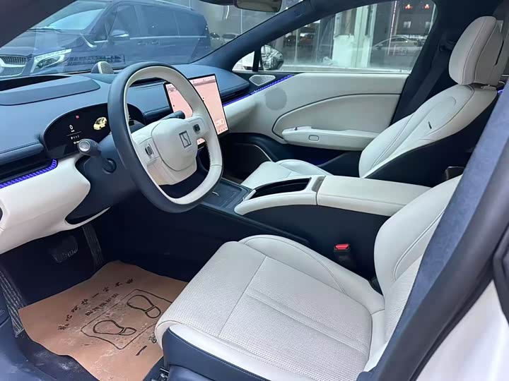 Фото 5 - Zeekr 007