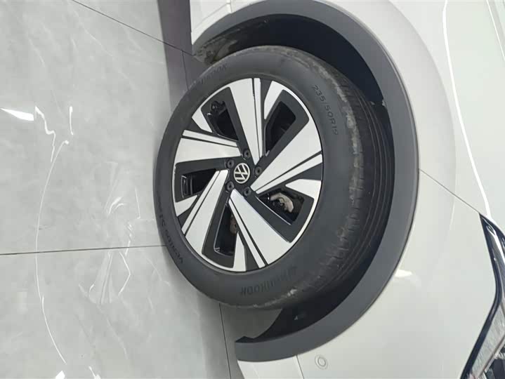 Фото 6 - Volkswagen Tiguan L Hybrid