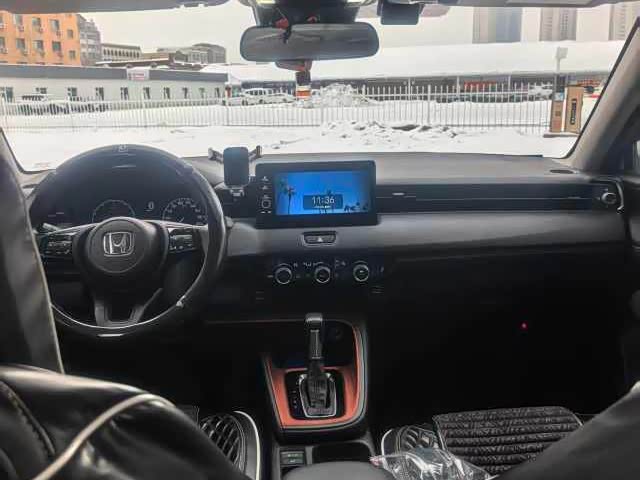 Фото 3 - Honda Vezel