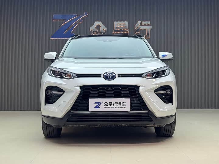 Фото 2 - Toyota Wildlander