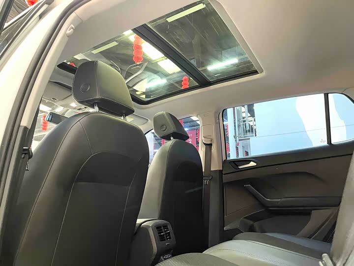 Фото 9 - Volkswagen Tacqua